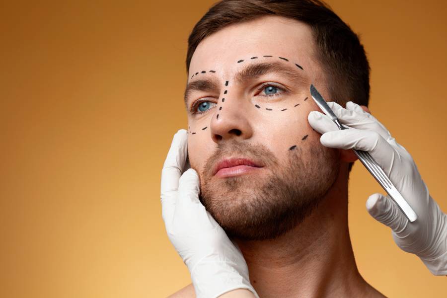 How to Choose the Best Facelift Surgeon: Checklist & Questions to Ask