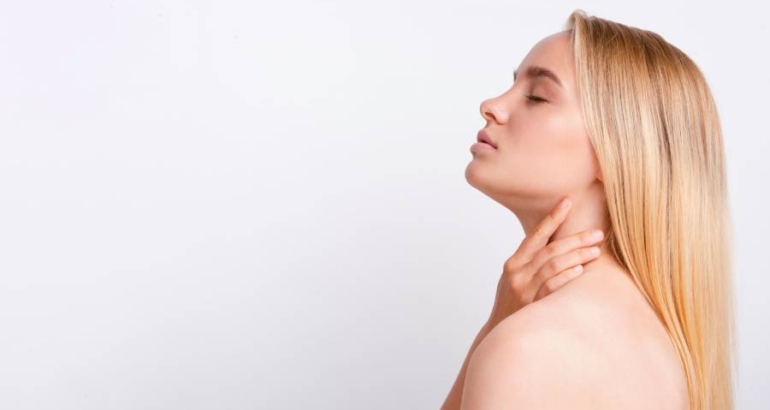 How to Choose the Best Facelift Surgeon: Checklist & Questions